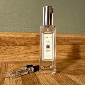 Jo Malone nectarine blossom and honey perfume
